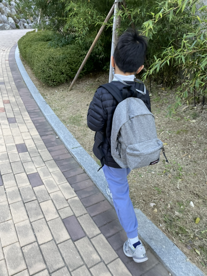 이스트 오르빗 백 ECBA02