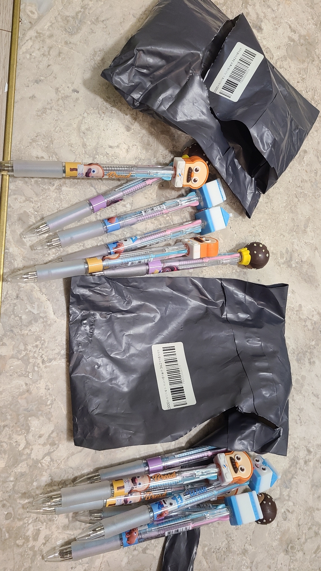 핑크풋 2000 브레드이발소 피규어 6색 볼펜 3종