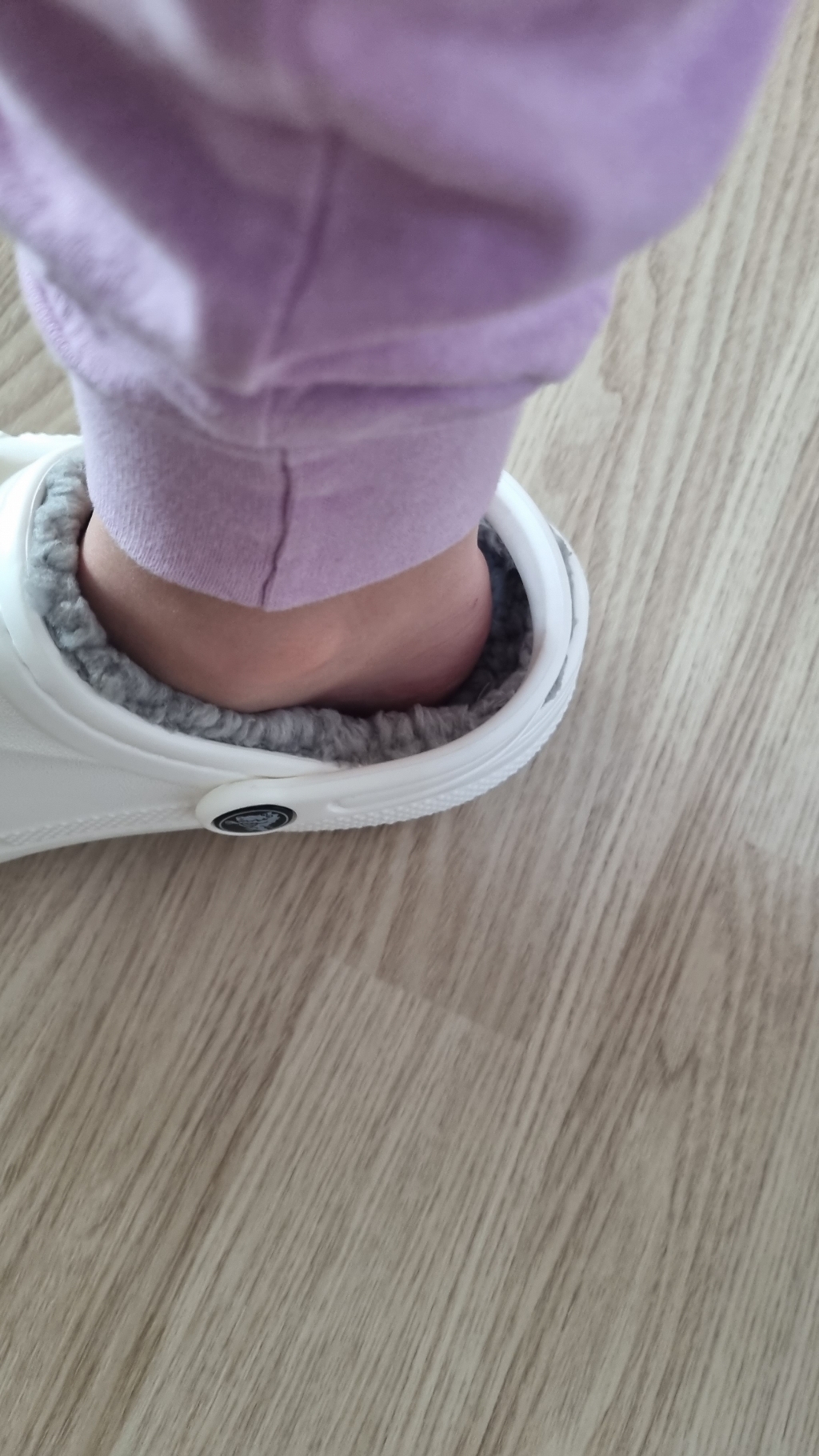 크록스 본사 바야 라인드 클로그 키즈