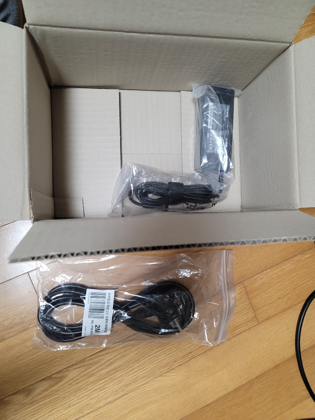 정품 19V 474A 90W 외경 4 노트북 어댑터