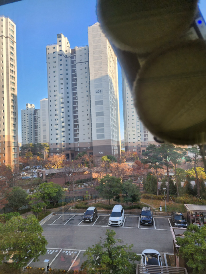 창문 유리창 자동 로봇 청소기 창문닦이
