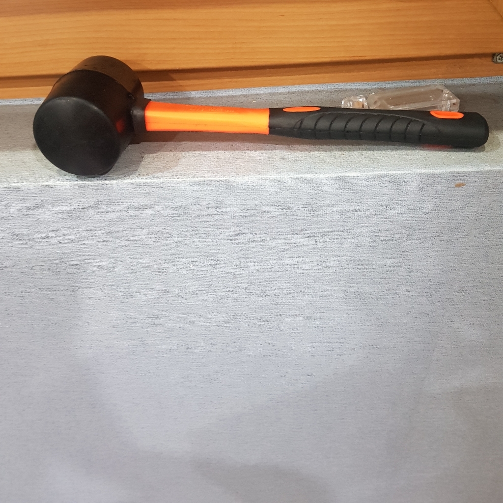 몬스툴 탄력핸들 고무망치