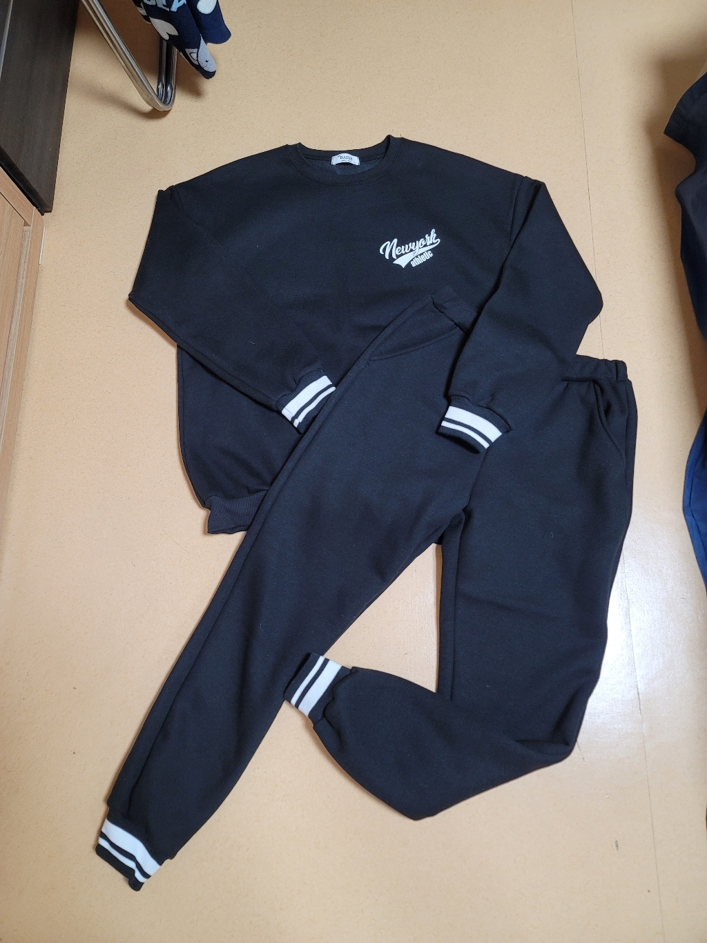 더데일리 아동용 뉴욕 기모 상하 바지세트