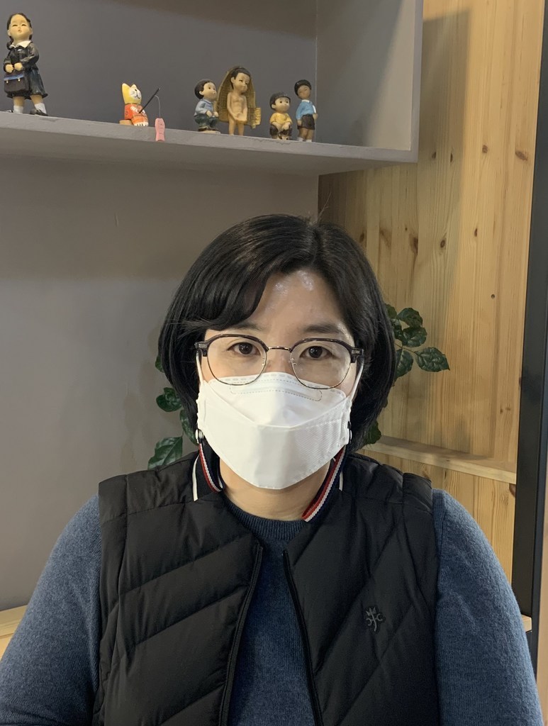 사각 투명 가벼운 하금테 하은테 남자 여자 반뿔테 블루라이트 차단