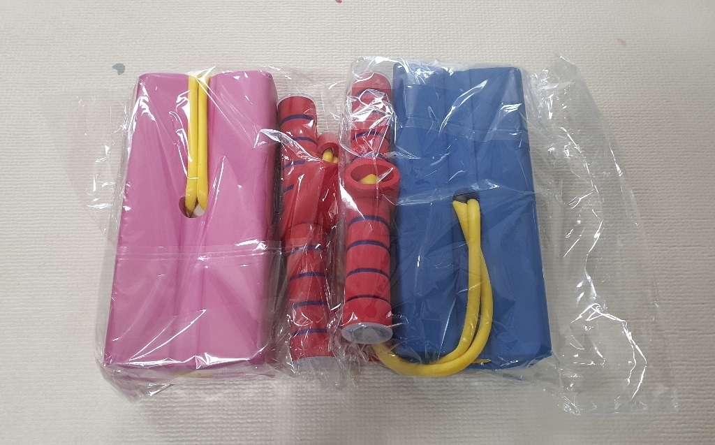 엔템 스펀지콩콩이 점핑 스카이 스폰지 콩콩 집콕놀이 성장판 자극 아동 실내 체육 스포츠 콩콩이