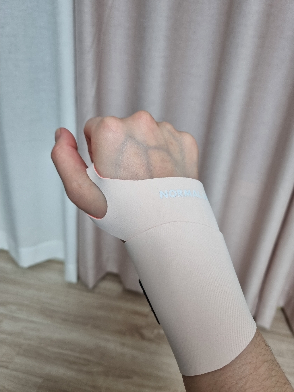 노멀라이프 데일리 와이드 손목보대