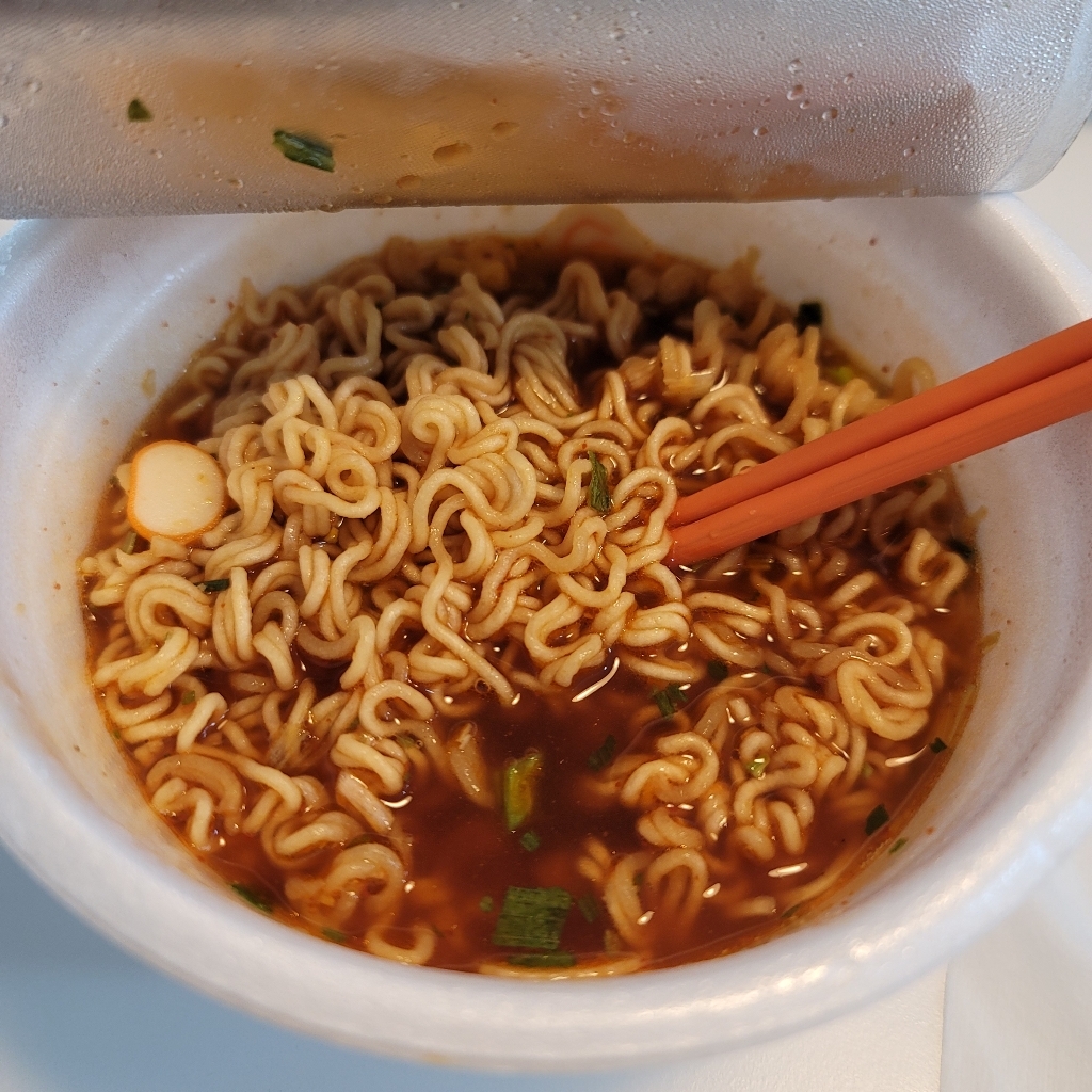농심 육개장 사발면