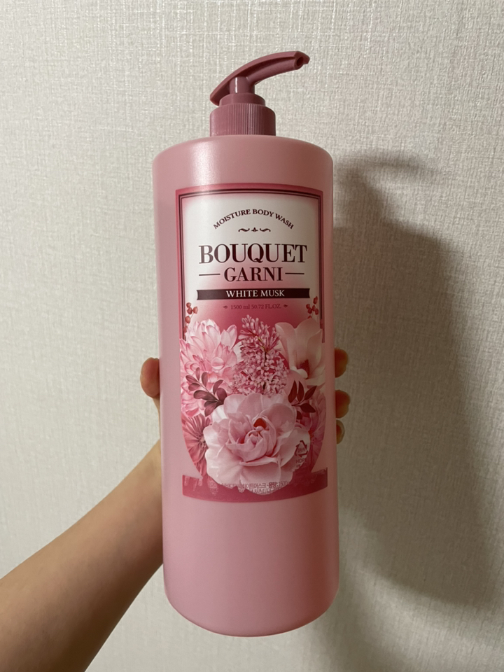 부케가르니 모이스처 바디워시 화이트머스크