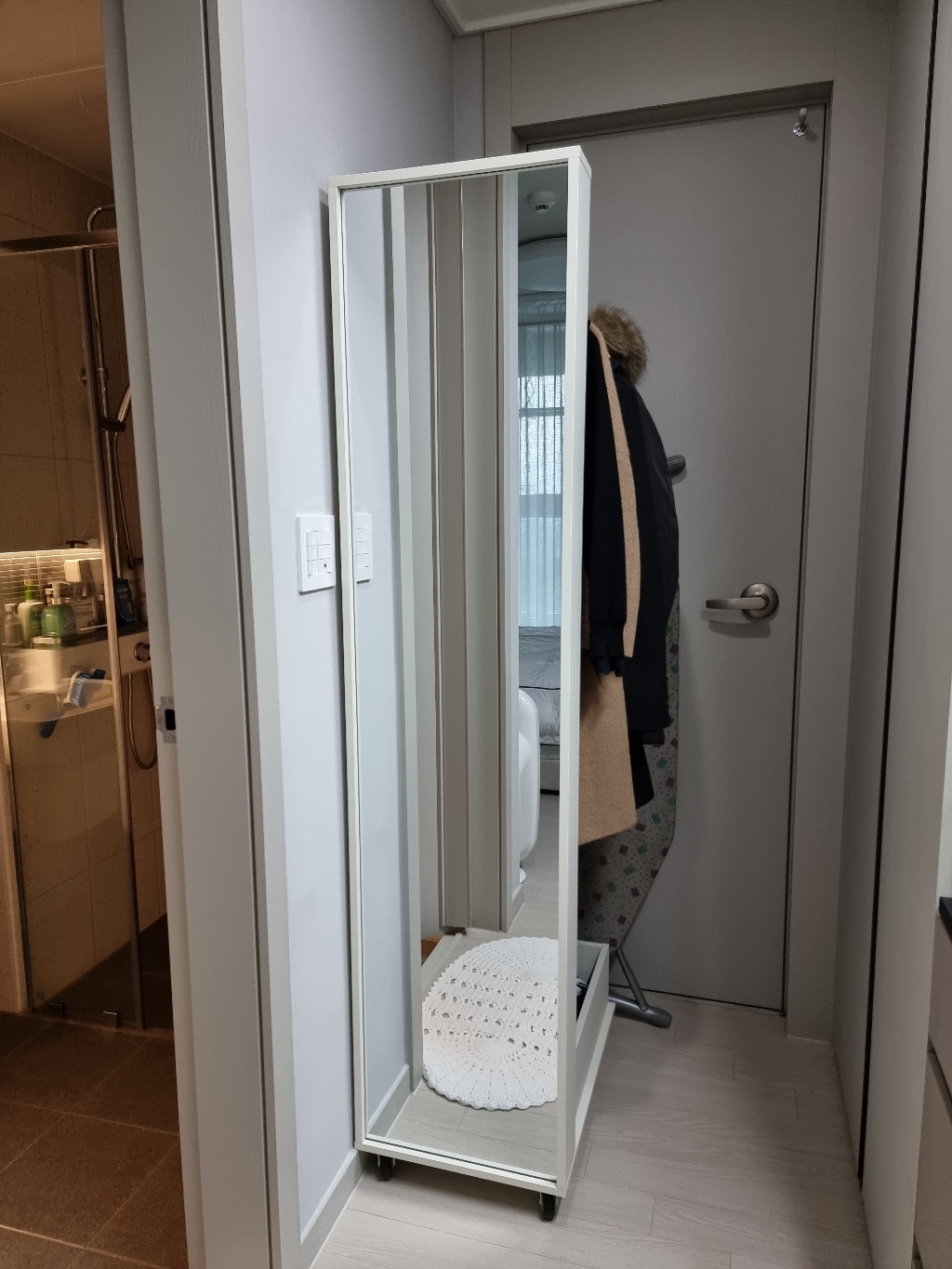 리시스 멀티이동형 전신거울 1단 수납 행거