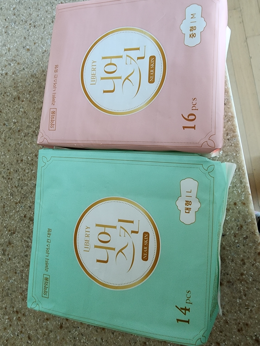리버티 니어스킨 생리대 중형 날개형 대형 날개형 오버나이트 날개형