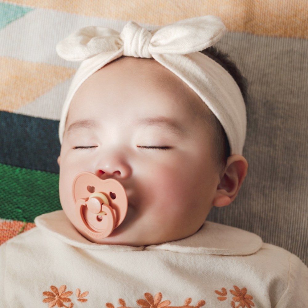 귀여움을 더해주는 채니봉봉 클로이드 봉봉 베이비 헤어밴드 아기헤어밴드