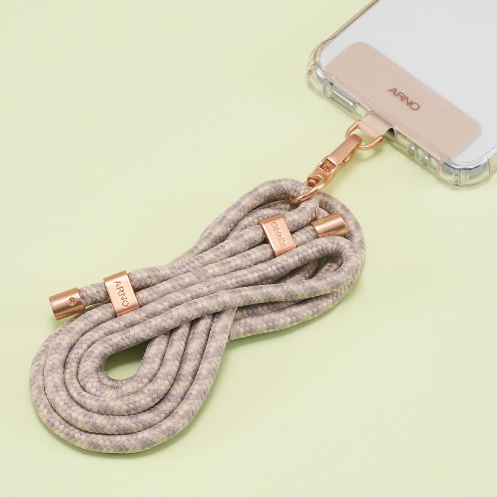 드라마 속 반짝반짝 핸드폰줄로 매력 업! 아르노 슬림 핸드폰스트랩 소개