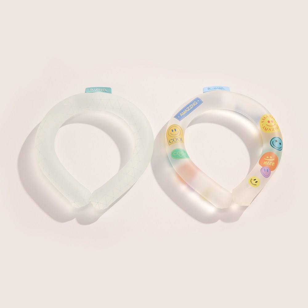 무더위를 날려주는 여름의 필수 아이템