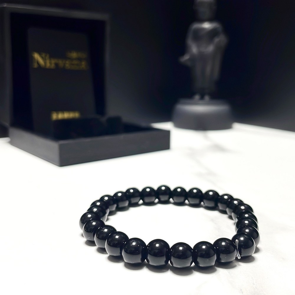 니르바나 원석 팔찌: 소원과 재물운을 부르는 천연의 선물