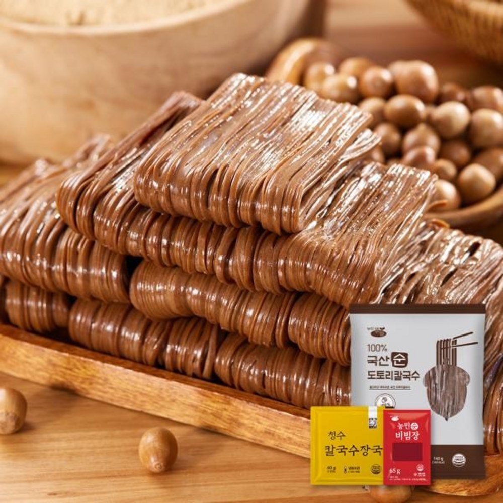 "100% 국내산 도토리칼국수와 함께 건강한 한끼를 즐기세요!"