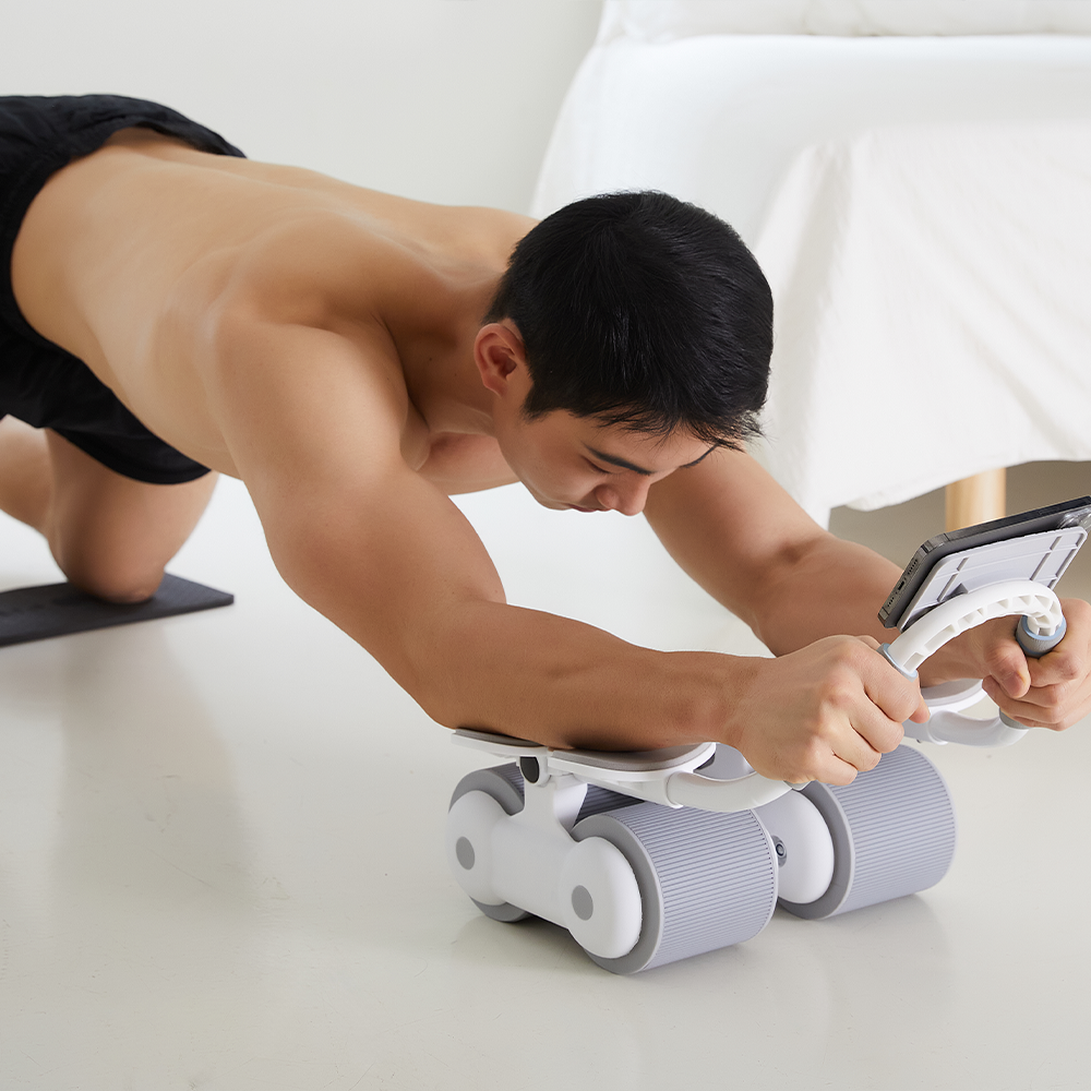 초보자도 즐겁게 복부 운동하기에 이상적인 핏에이블 AB슬라이드 쿼드