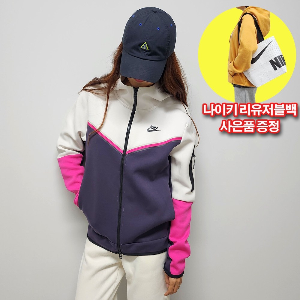 66% 할인, 나이키 테크 플리스 윈드러너 자켓 득템 기회!