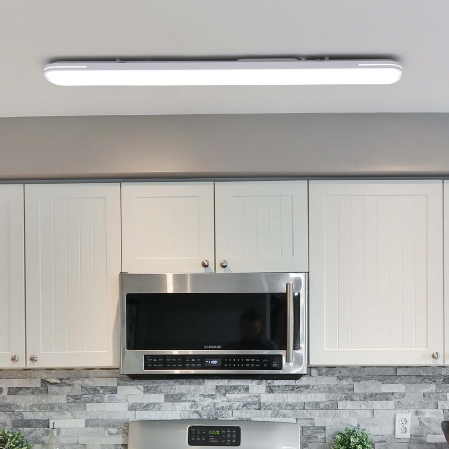 주방에 이상적인 완벽한 조명: 코콤 큐 패드 시스템 LED 천장등