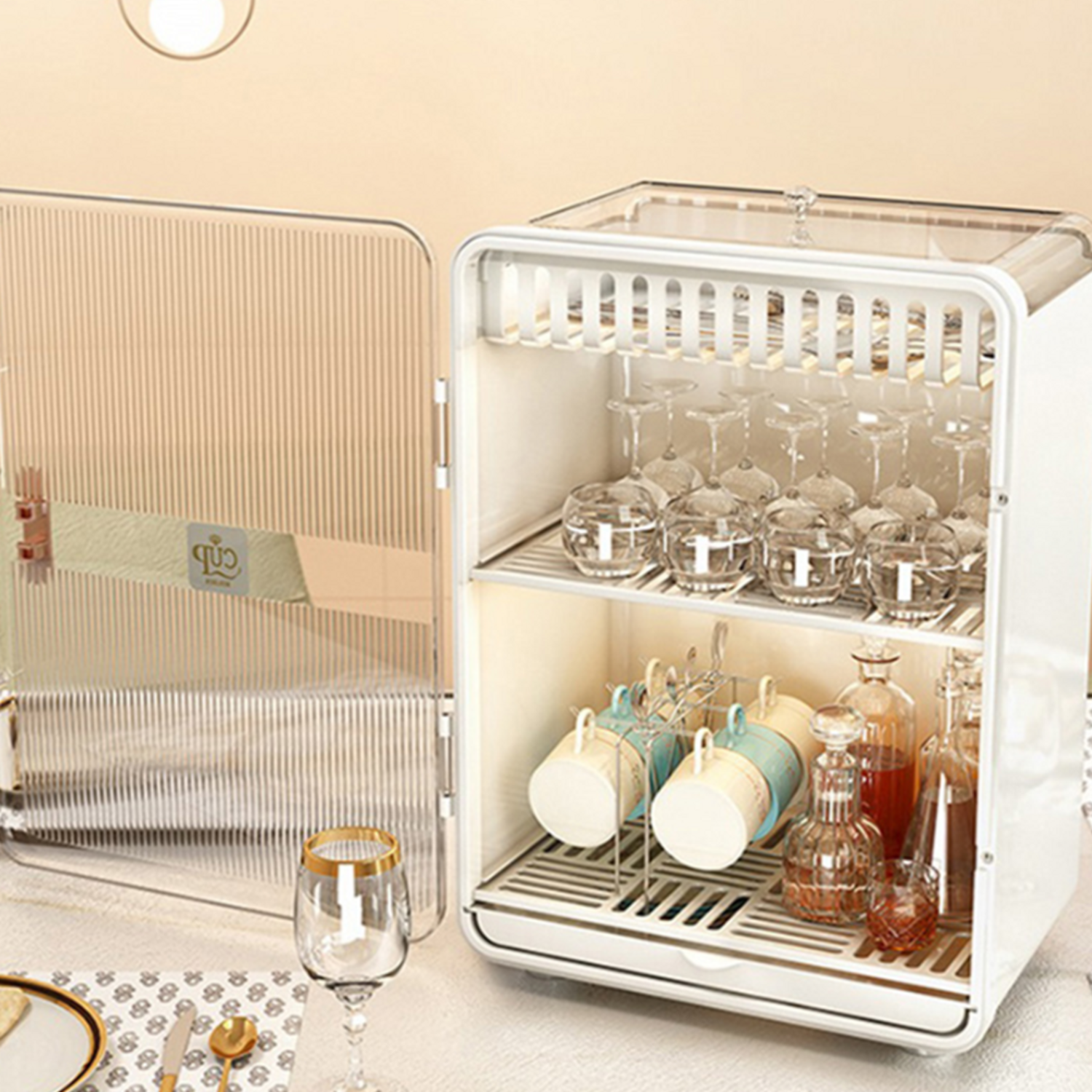 먼지 걱정 없이 깔끔하게! 이유식 식기부터 화장품까지 책임지는 스마트 수납 솔루션!