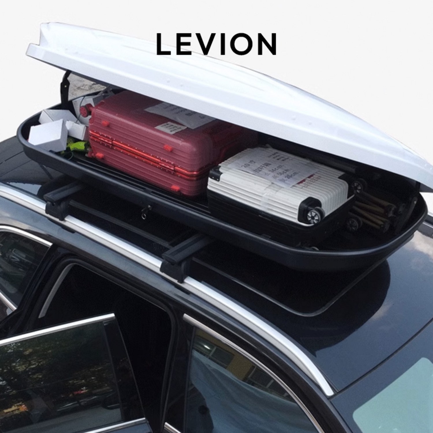 자동차모험의 필수품: 루프박스로 짐 걱정 없이 떠나세요