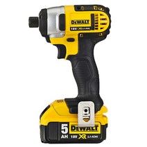 디월트 충전 임팩트 드라이버 18V DCF885P2, 1개