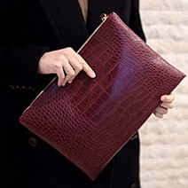 오르비 아모레 클러치백