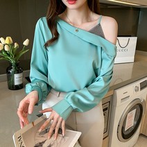 페이퍼먼츠 언밸 오프숄더 셔링 새틴 블라우스 01436