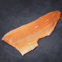 바이킹마켓 갓 손질한 노르웨이산 생연어 필렛 (냉장), 2kg, 1개