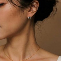 쥬디앤폴 여성용 비올라 미니멀 크리스탈 옐로우 골드 귀걸이 E52380