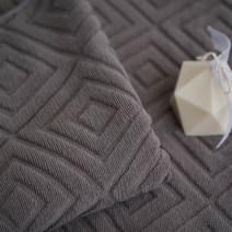 이니띠움 다이아몬드 호텔식 타올 발매트, 브라운