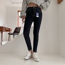 시크블랙 여성용 모츠 생지 스티치 스키니 데님 PT8262K18