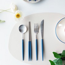 보겐 에펠 커트러리 양식 1인 세트, 디너스푼 + 젓가락 + 디너포크 + 디너나이프, 실버 + 네이비