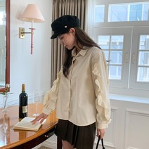 시크블랙 하프린 소매 프릴 블라우스 cpbl4882k2a