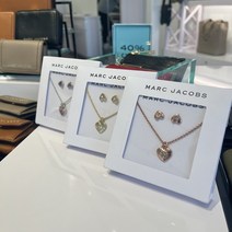 [미국직배송]빠른배송 MARC JACOBS Earring and Necklace Set 마크제이콥스 크리스탈 하트 목걸이 귀걸이 세트 J341MT1PF219(세일행사)호환
