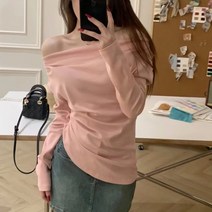 디작소 여성 톤파즈 오프숄더 셔링 언발 티셔츠