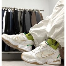 나이키 에어 모나크 4 화이트 그린 메탈릭 골드 415445-103