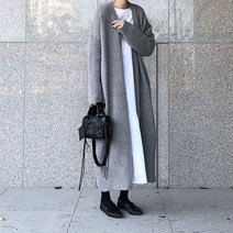 흰티 에 잘어울리는 세련된 시크 여성 데일리 가을 겨울 심플 롱 결혼식복장 가디건