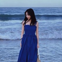 바캉스 비치 휴양지 룩 원피스 비치웨어 동남아 해외여행 해변 휴가 스타일 슬링 블루 드레스 여성 사진 착용 민소매 비치 스커트 여름 중간 길이