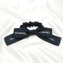 샤넬(명품잡화) 명품샤넬 리본 레터링 헤어슈슈 헤어밴드 머리끈 블랙 AA9064 AA9064B10884NN771