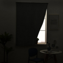 130X150 못 필요없는 붙이는 암막커튼 전세집 원룸 고시원 기숙사 중문 작은방 큰방