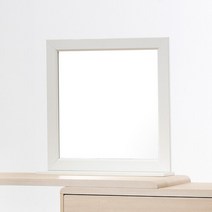 카리스 거울, 화이트