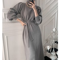 드레스허그 엘링 터틀텍 니트 라인 원피스