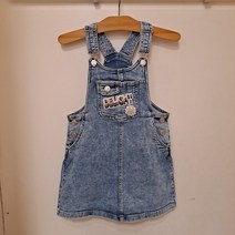오후 논현뉴코아. 21년도 신상품! 여자친구들이 신학기룩으로 데일리룩으로 스쿨룩으로 유행하는 걸리시한!! 데님 오버롤 스커트 OHOW21351 점프수트