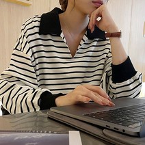 [자체제작] 런치 스트라이프 맨투맨