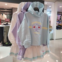 신디키즈 봄 가을필수 아이템!! 맘에 쏙 들고 어울리는 코디가 필요없는 테니스 컨셉의~~ 후드크롭 상하세트 맨투맨 CIMH23204 + 스커트 CIWH23205 - 7954