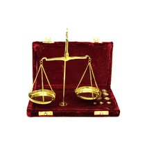 공정함 악세사리 저울 정의 균형 천칭 자리 나무 황동 벨벳 판사 보석상 변호사 사무실 장식 복고풍 법률 시크 클래식 미니어처, Maroon