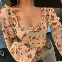[랜덤플레이] 스퀘어넥 프릴 플라워 패턴 크롭 블라우스