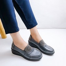 또앤슈 소가죽 여성 큐빅 포인트 발편한 밴딩 키높이 슬립온 4cm 엄마 효도 중년 단화