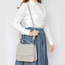 토트 무난한 사첼백 소개팅룩코디 시장백 케쥬얼코디