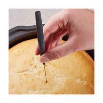 케잌 테스터와 릴리스 도구를 이용한 요리사 케이크